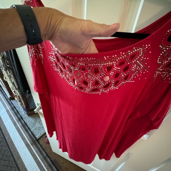 Red long sleeve tunic - Picture 5 of 5